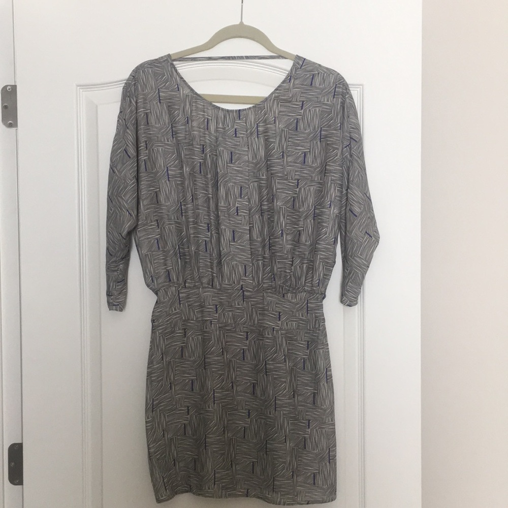 Long sleeve gray dress
